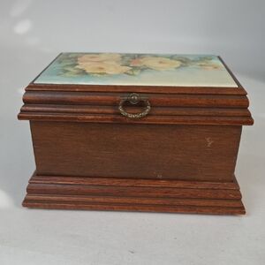 Nargo Music Jewelry Box Japan Floral Wooden Roses